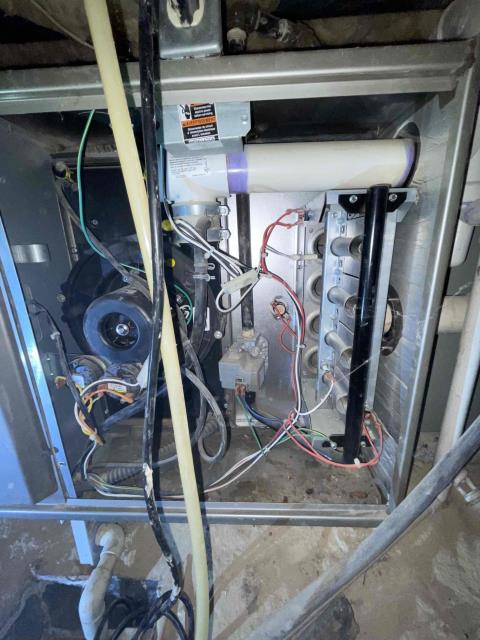 Tech was sent out today for AC no cool. Tech discovered breaker was on off position system. Is now cooling and operating. Job complete. 