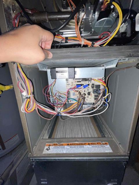 Went to location today for a no cool on system. System was set to off upon arrival. Turn system on to verify operation. System was cooling with 15° temperature split. System remain cooling consistent throughout testing. Job complete.