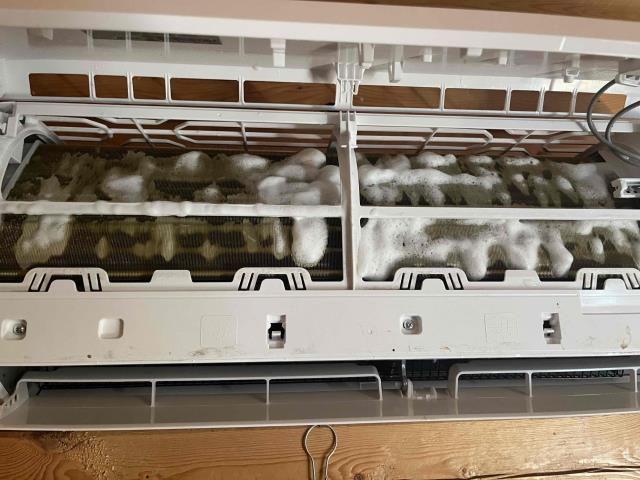 Performed mini split maintenance on a Cooper & Hunter system with 4 indoor heads and one condenser. System is operating in cooling and heating properly.

Invoice needs to mailed and homeowner will make payment over phone to office.