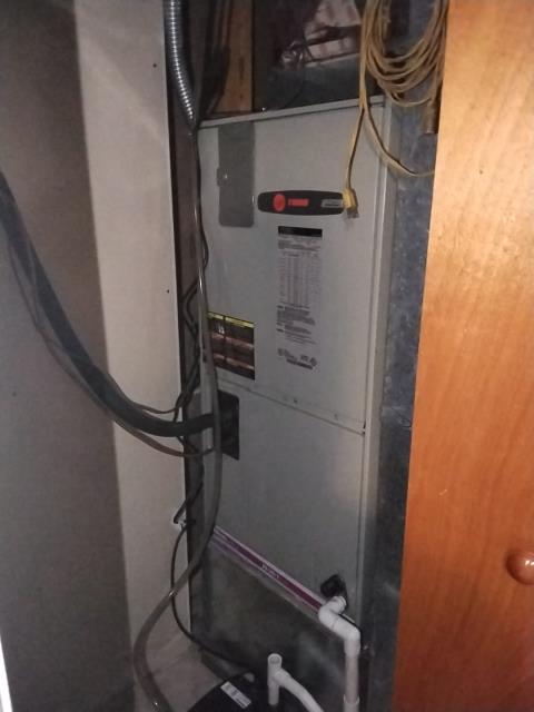 Full System Replacement (Heat Pump) - 3ton

Work Completion Date: Next Friday
