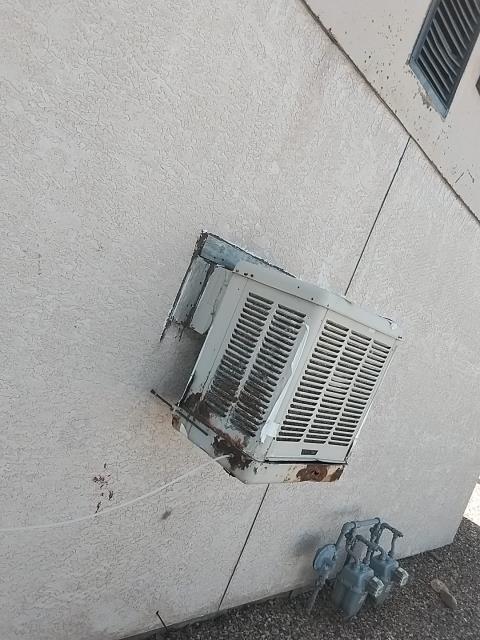 Technician is onsite for a Swamp Cooler replacement estimate- Sent options for replacment. Job complete.


