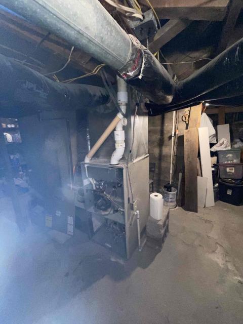 Technicians are onsite today to perform an Indoor Air Quality Service call. Successfully completed an Air Duct cleaning and sanitization plus Furnace Maintenance on a 92% Rheem variable-speed furnace. Job Complete.