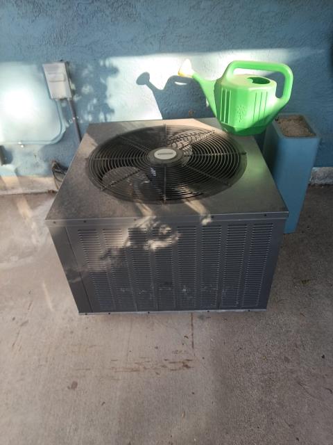 Onsite today to perform membership maintenance / tune-up on a Durastar furnace. Completed maitenance checklist and Durastar furnace is operating properly and heating at this time with a 30° temperature differential. Job Complete.