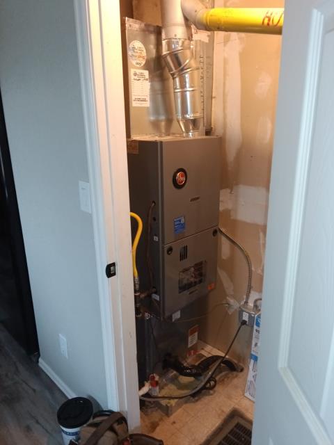 Performed membership maintenance/tune-up on 80,000 BTU downflow Rheem furnace. Completed maintenance checklist and Heating System is operating properly at this time. Job Complete.
