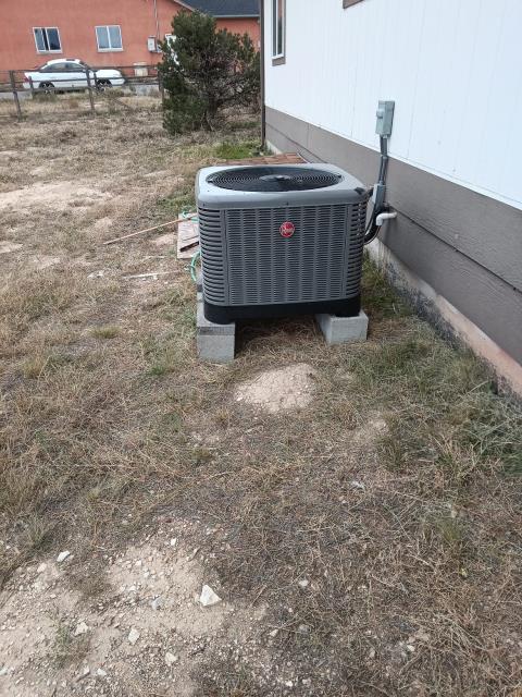 Performed membership maintenance/tune-up on 80,000 BTU downflow Rheem furnace. Completed maintenance checklist and Heating System is operating properly at this time. Job Complete.