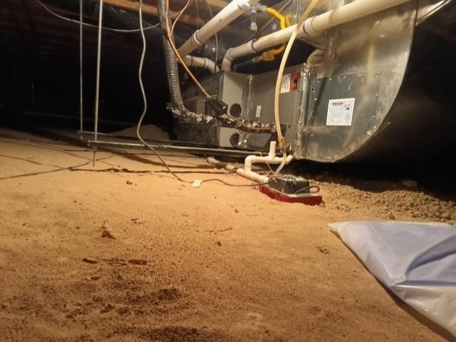 Performed membership maintenance/tune-up on 80,000 BTU American Standard furnace. Completed maintenance checklist and Burner assembly was cleaned in place. System is operating properly in heating at this time with a 35° temperature split. Job Complete.