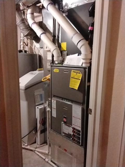 2007 Rheem Furnace Maintenance Visit.  Blower motor is leaking grease and oil. Went over estimate with client and then Scheduled Blower Motor replacement. Job Complete. 
