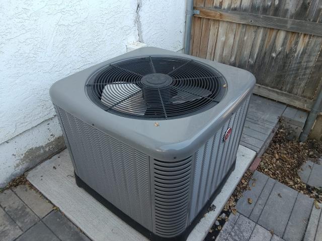 Technician is onsite an performed membership maintenance / tune up on a rheem furnace. Completed maintenance checklist and System has a 45° temperature split in heating, system is operating efficiently and heating at this time.