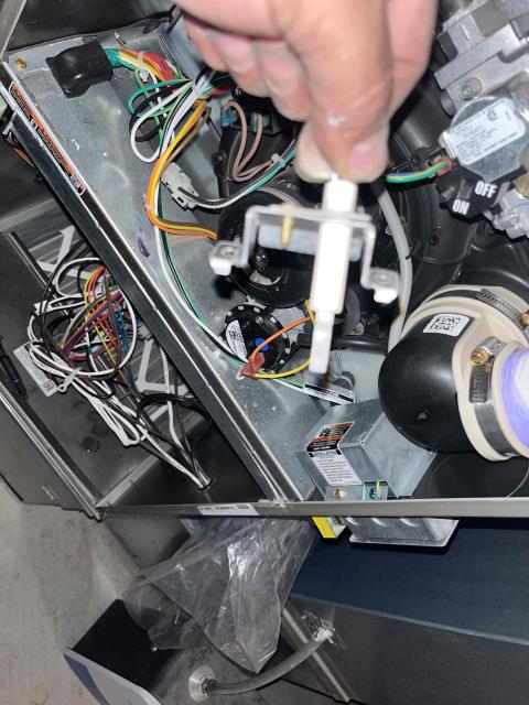 Onsite today and performed maintenance/tuneup on a Carrier high efficiency furnace. Completed maintenance checklist and verified heating system is up and running. Job Complete.
