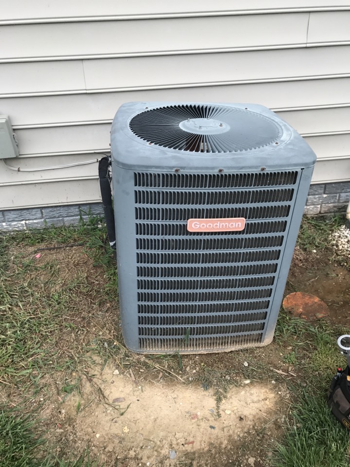 Felton, DE - Seasonal AC inspection for couple in the Felton area. Felton, DE - Seasonal AC inspection for couple in the Felton area.