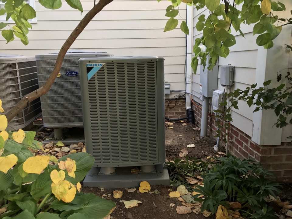 Oxford, MD - New Daikin Heat Pump for the visitors suite! Comfortable guests!! Oxford, MD - New Daikin Heat Pump for the visitors suite! Comfortable guests!!