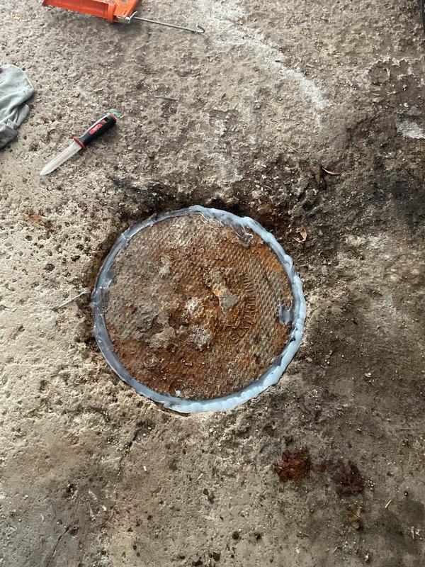 Performed power rodding service on grease trap, thoroughly cleaning both inlet and outlet connections. Removed accumulated grease from trap interior to restore proper drainage function. Properly sealed access point upon completion to prevent leakage.
