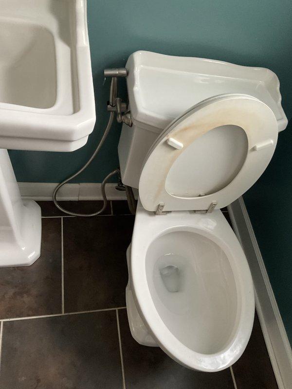 Responded to diagnostic request for possible toilet leak. Upon inspection, removed toilet from flange to assess water intrusion and verify source of suspected leak. Inspected wax ring seal, flange condition, and surrounding floor tiles for moisture damage or deterioration. Evaluated toilet base, tank-to-bowl connection, and supply line for potential leak points to determine necessary repairs.