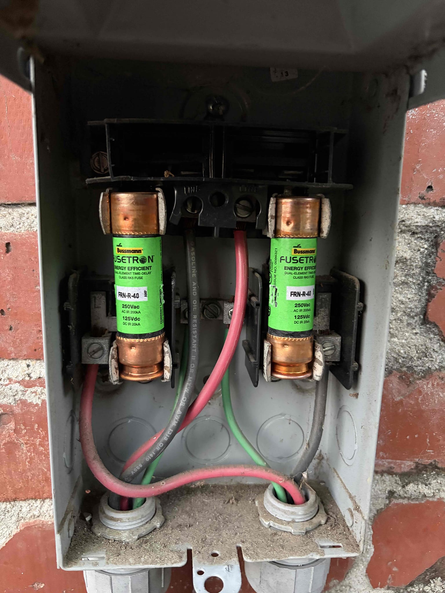 I carefully inspected the electrical panel to identify the old 40 amp fuses that needed replacement. After ensuring the power was turned off for safety, I removed the old fuses. Each fuse was inspected for any signs of damage or wear. I then installed brand new 40 amp fuses, ensuring they were securely fastened in the panel. Following installation, I tested the electrical system to confirm that the new fuses were functioning correctly. The job was completed efficiently, with all safety protocols strictly adhered to. I carefully inspected the electrical panel to identify the old 40 amp fuses that needed replacement. After ensuring the power was turned off for safety, I removed the old fuses. Each fuse was inspected for any signs of damage or wear. I then installed brand new 40 amp fuses, ensuring they were securely fastened in the panel. Following installation, I tested the electrical system to confirm that the new fuses were functioning correctly. The job was completed efficiently, with all safety protocols strictly adhered to.