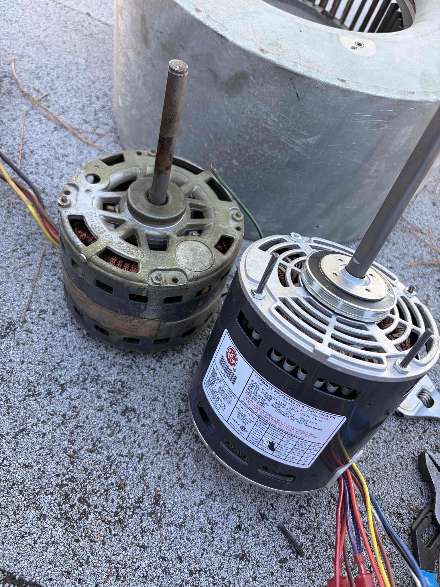 I replaced the burnt-out indoor blower motor with a new PSC motor. The old motor was removed, and the new motor was installed, ensuring all connections were secure. Additionally, I replaced the capacitor to ensure optimal performance. The system was tested to confirm the new motor and capacitor were functioning correctly, restoring proper airflow.