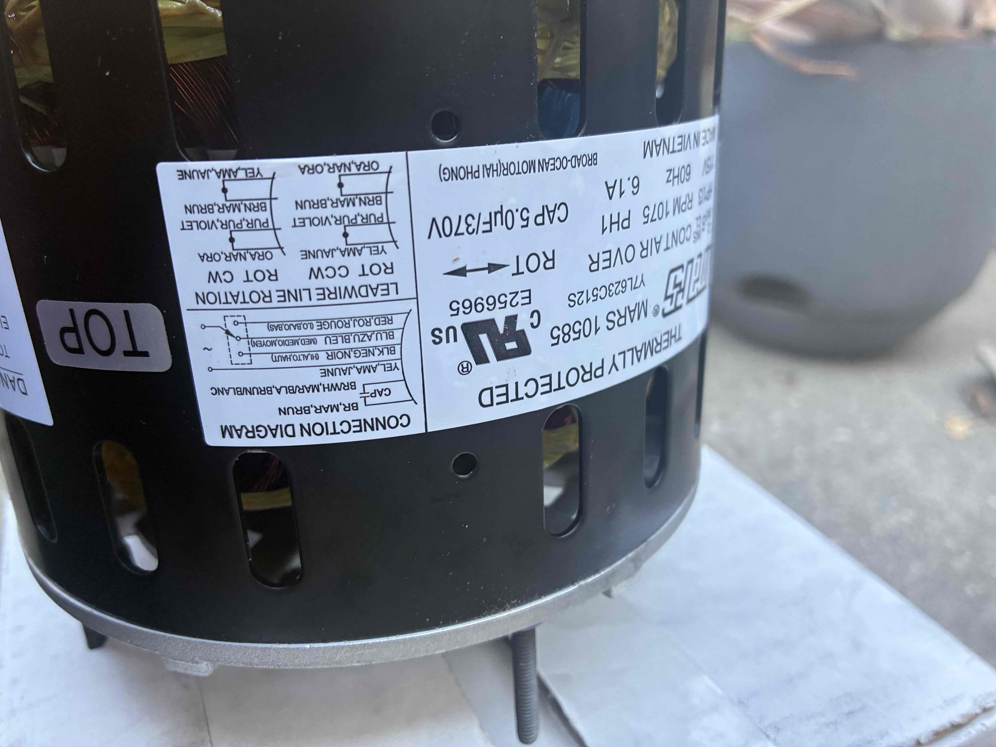 I visited a site with a 2002 Carrier HVAC system. The client reported that while the system cools effectively, it fails to shut off, with the indoor blower continuing to run even after the thermostat is satisfied. The blower has run continuously, forcing the client to unplug the system. Upon inspection, I confirmed the blower was running without a cooling call from the thermostat, and the fan setting was not set to “On.” The control board showed heavy corrosion and rust, and the blower motor had oil leakage and significant rust. I recommend replacing both the control board and blower motor, though the system's age and condition may lead to future issues.