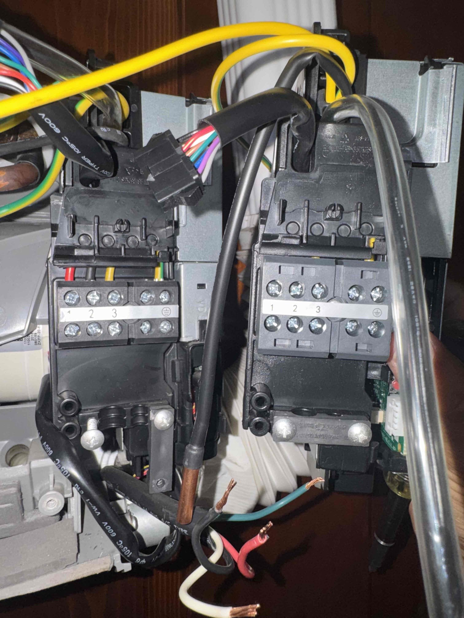 I returned to complete the approved repair on the non-operational Blue Ridge indoor mini-split head. First, I ensured the power was completely shut off at the electrical panel for safety. I then removed the failed indoor main control board assembly and associated sensors. Using the homeowner-supplied parts, I installed the new components. All wiring, communication connections, and grounding were meticulously reconnected following the manufacturer’s configuration to ensure optimal performance.
After completing the installation, I restored power and allowed the system to initialize. The indoor unit powered on properly, responding to the remote control and operating normally in cooling mode. There were no error codes present. Temperature measurements showed a return air temperature of 78.6°F and a supply air temperature of 55.6°F, resulting in a strong 23°F temperature split. The cooling operation has been successfully restored. Please note that homeowner-supplied parts are not covered un
