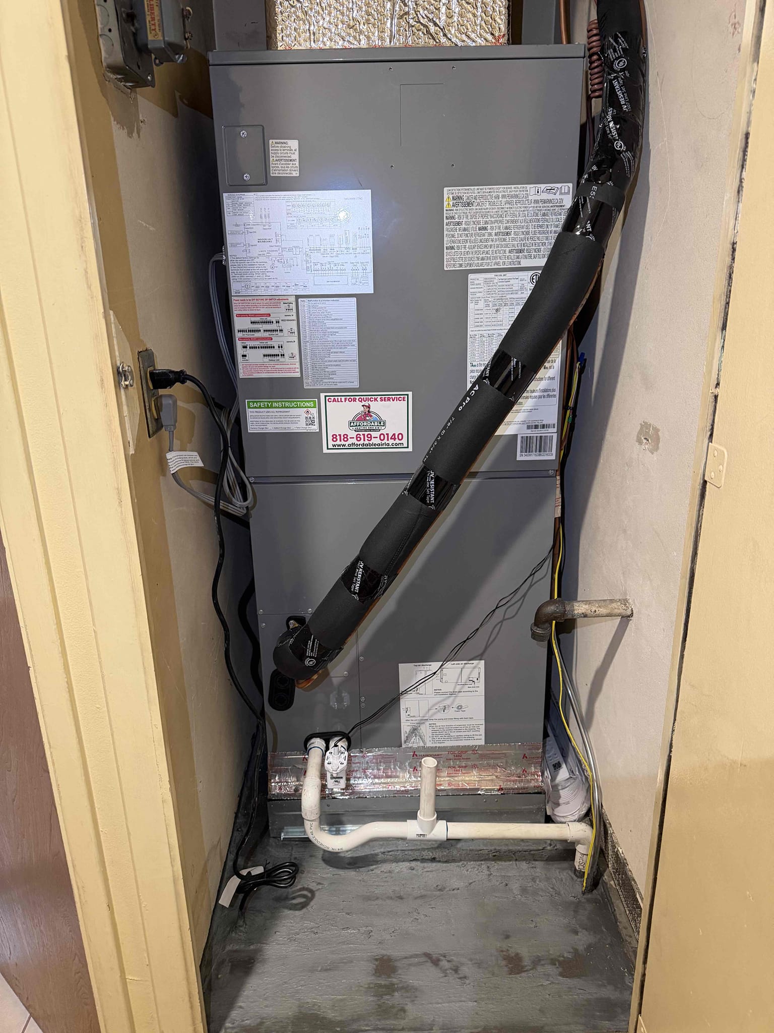 Los Angeles, CA - I completed a 3-ton heat pump conversion, utilizing a LADWP rebate, valued at approximately $3,000. The project involved removing and disposing of existing equipment. I installed a Carrier Comfort 3-ton up to 15.2-18 SEER2 inverter heat pump condenser with R454B refrigerant, along with a 3-ton 36K BTU air handler unit. Electrical and gas connections were made, and a condensate line was blown out. The installation included a safety shut-off switch, thermostat, and necessary electrical and gas lines. The job was completed with a 10% deposit, 70% upon crew arrival, and 20% upon equipment start-up.