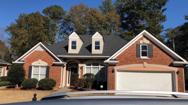 Lithonia, GA - Shingles: Charcoal Black Lifetime Architectural Lithonia, GA - Shingles: Charcoal Black Lifetime Architectural