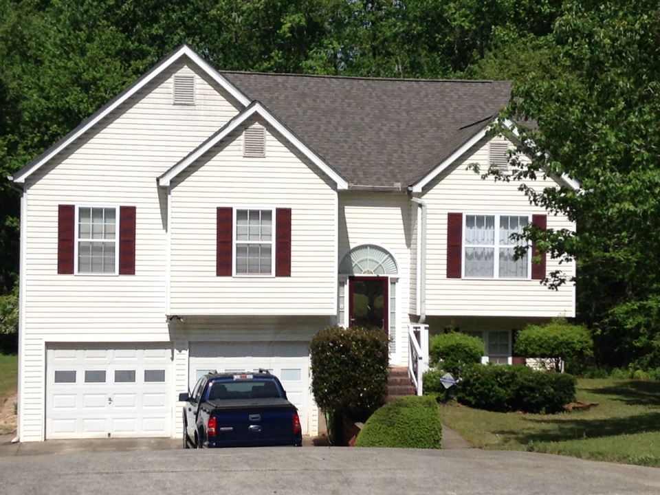 Douglasville, GA - Re-roofing done in Weatherwood color shingles Douglasville, GA - Re-roofing done in Weatherwood color shingles