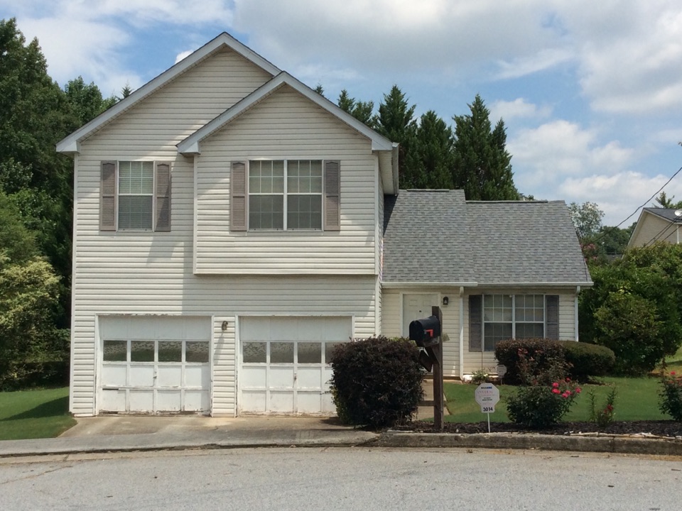 Decatur, GA - Re-roofing done in pewter color shingles Decatur, GA - Re-roofing done in pewter color shingles