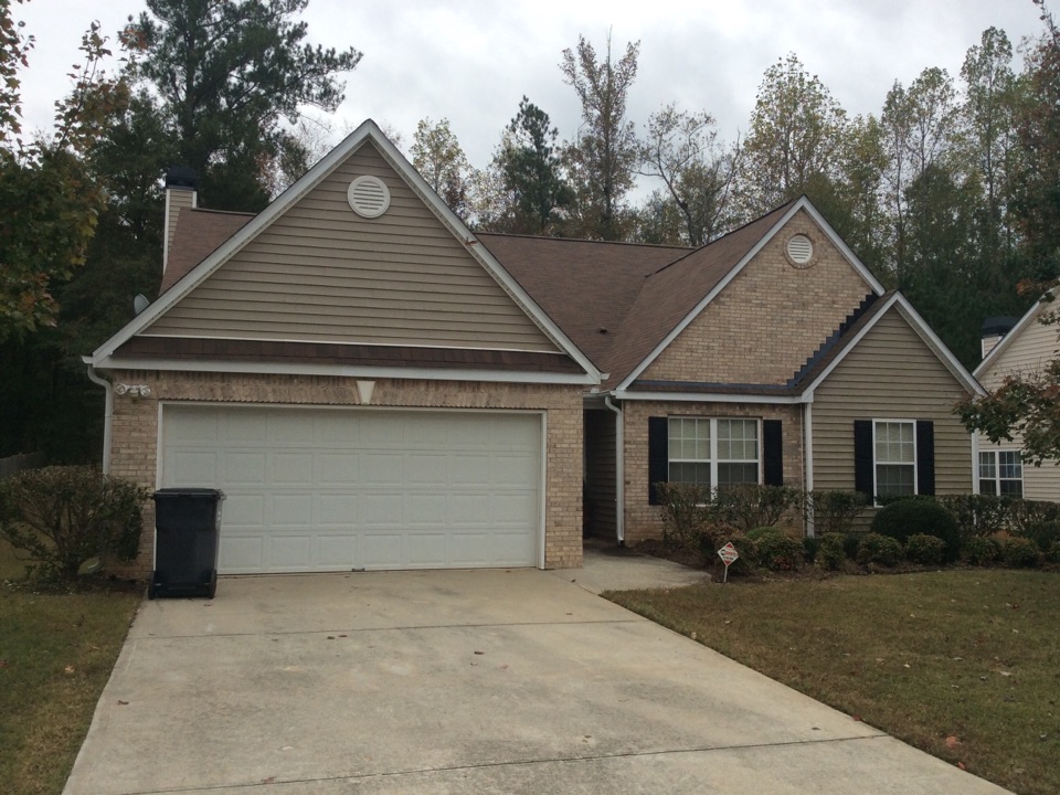 Loganville, GA - Roof replacement done in Heatherblend color shingles Loganville, GA - Roof replacement done in Heatherblend color shingles