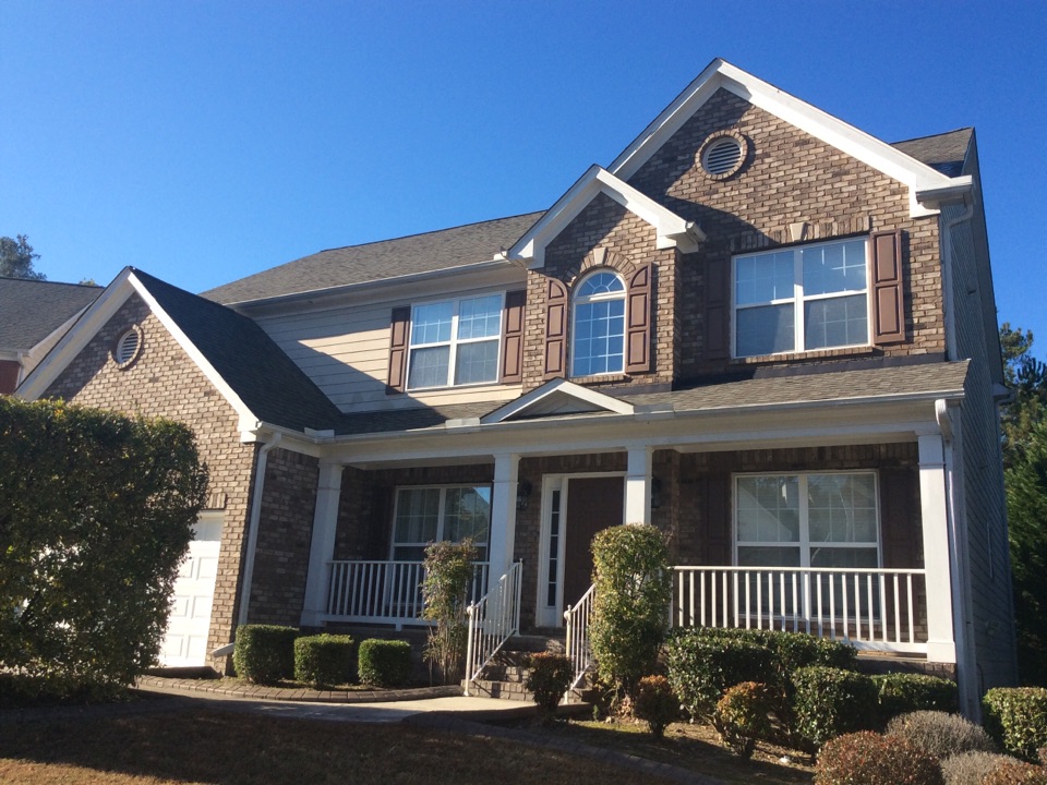 Mableton, GA - Roof replacement done in Weatherwood color shingles Mableton, GA - Roof replacement done in Weatherwood color shingles