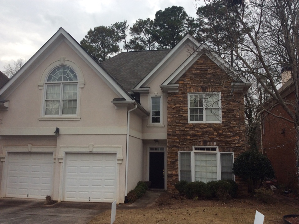 Atlanta, GA - Roof replacement done in Weatherwood color shingles Atlanta, GA - Roof replacement done in Weatherwood color shingles