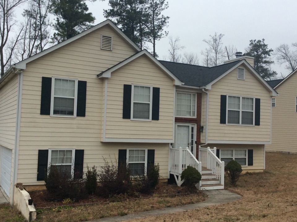 Austell, GA - Roof replacement done in charcoal black color of shingles Austell, GA - Roof replacement done in charcoal black color of shingles