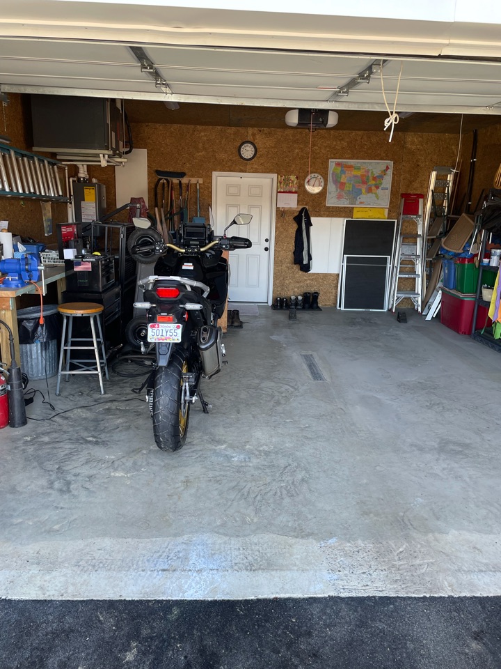 An estimate for this garage concrete floor. A potential concrete epoxy floor project!