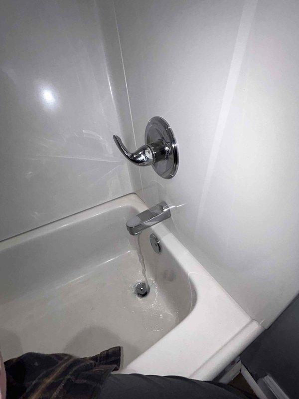 Completed routine plumbing inspection as part of recurring service agreement. Inspected bathroom fixtures including toilet, water supply lines, and shower/tub combination for proper function and potential issues. No immediate concerns identified; all components appear to be in good working condition.
