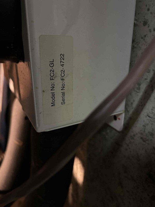 Replaced faulty blower motor on FC2-GL geothermal system (Model #FC2-GL, Serial #FC2-4722) as warranty had expired. Verified proper operation of ground loop connections and confirmed GeoLINK circulation pumps were functioning correctly after motor replacement.