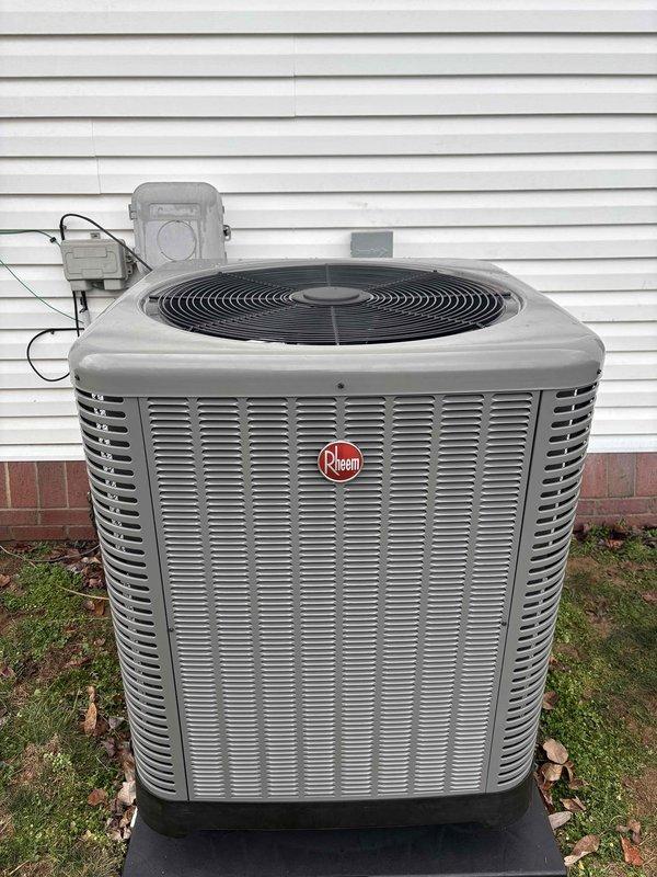 Completed warranty service call for HVAC system installation. Performed comprehensive system verification including heating and cooling functionality checks. Installed Rheem outdoor condensing unit on proper pad with appropriate electrical connections and refrigerant lines.