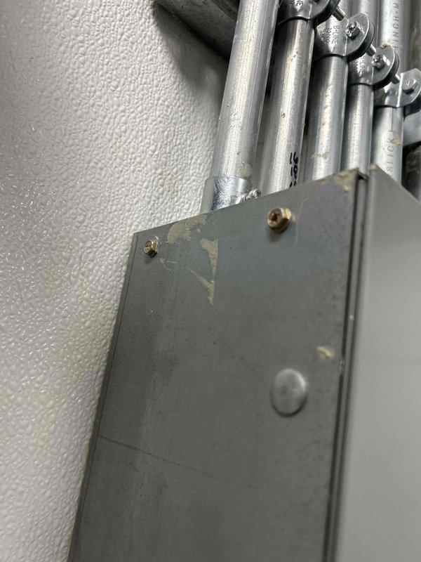 Responded to callback for second RTU with non-responsive thermostat. Diagnosed complete thermostat failure following recent service visit. Replaced failed thermostat controller and verified proper system operation through multiple test cycles.