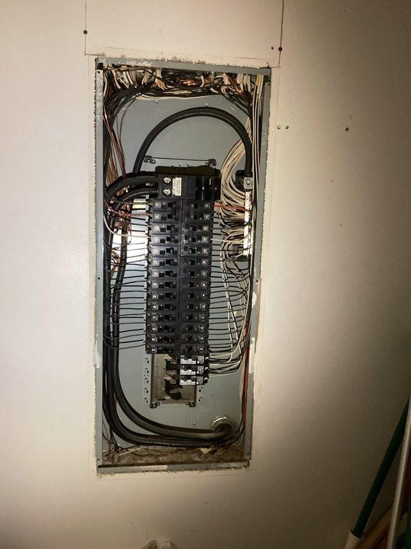 Conducted on-site electrical estimate for generator installation. Assessed existing electrical service panel and utility meter configuration to determine appropriate generator specifications and connection requirements. Documented current electrical infrastructure with photos to support detailed quote preparation.