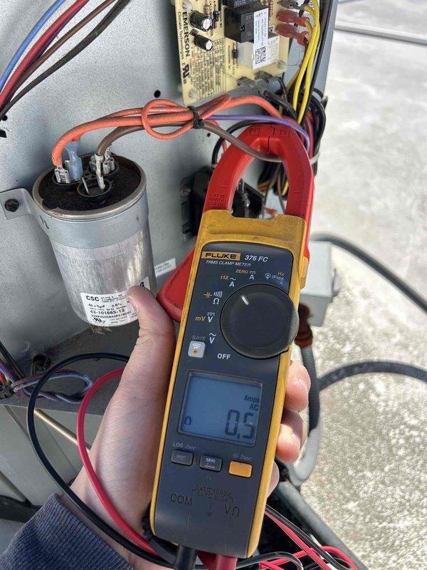 Performed scheduled maintenance on dual-system HVAC setup (heat pump and GF/AC) as part of regular care plan service. Inspected electrical components including capacitor (CSC 45+5μF 440VAC) and conducted amperage testing with Fluke 376 FC meter, which showed normal readings (0.5). Replaced two air filters (20x25x1 and 16x25x1) as per maintenance agreement.