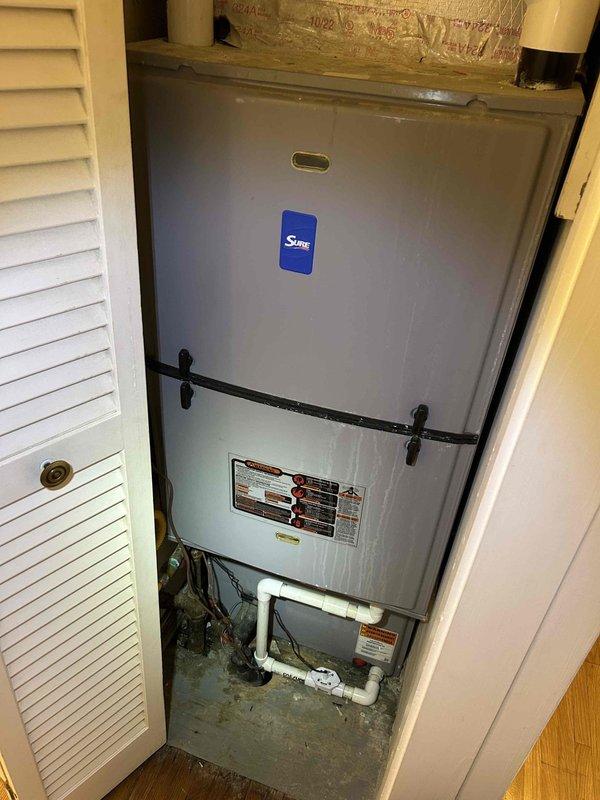 Completed scheduled care plan tune-up on residential gas furnace and air conditioning system located in utility closet. Performed comprehensive maintenance inspection, verified system operation, examined air return grille and filter condition, and documented equipment status with photographic records per maintenance agreement protocol.