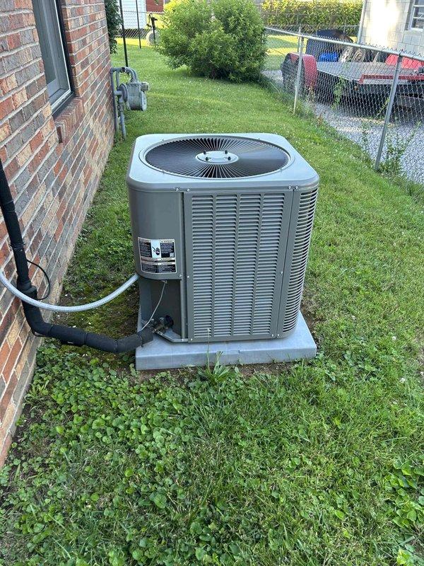 Completed Gold Level annual maintenance on single-system residential HVAC unit. Performed comprehensive inspection of outdoor condensing unit and indoor blower assembly, including evaluation of blower wheel condition, motor shaft coupling, and overall system cleanliness. Unit found operating within normal parameters with components showing minimal wear and proper maintenance history.