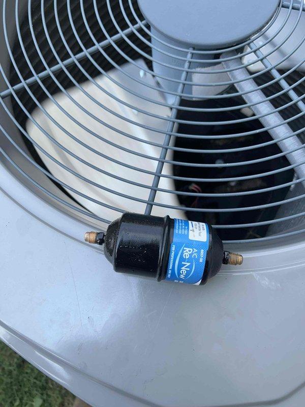 Replaced defective thermostatic expansion valve (TXV) on R410A system under parts warranty coverage. Recovered and recycled refrigerant from system, removed failed TXV from evaporator coil assembly, installed new TXV, evacuated system to proper vacuum levels, and recharged unit with recovered refrigerant. System tested and operating within manufacturer specifications upon completion.