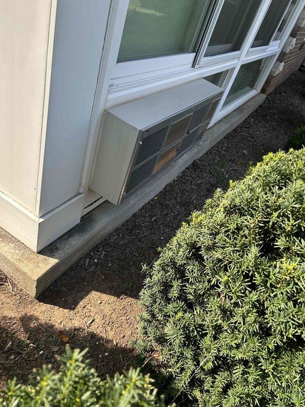 Removed existing Amana packaged terminal heat pump unit and installed new Durastar 15,000 BTU PTHP model DRPTHP15Y32351A utilizing the existing wall sleeve. Verified proper unit operation, confirmed heating and cooling functionality, and disposed of old equipment per regulations.
