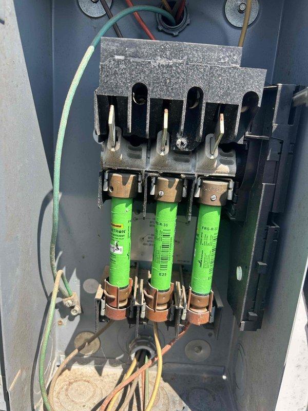 Performed quarterly planned maintenance visit on 23 rooftop units at commercial theater facility. Completed comprehensive filter changes across all systems, installing 6 ea. 18x18x2, 30 ea. 16x25x2, and 40 ea. 18x24x2 filters per maintenance schedule. Inspected blower motors, electrical components, and fuse assemblies on all units, noting normal operational wear and minor contamination on motor platforms. Diagnosed exhaust fan issues as requested. All RTUs inspected for proper operation with no cooling deficiencies identified during maintenance visit. Two-man crew completed three-day maintenance protocol per service agreement specifications.