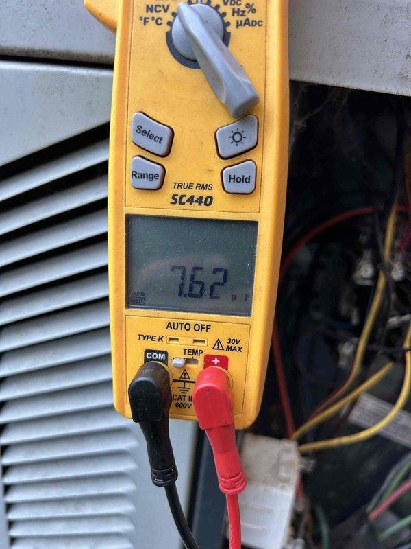 Replaced defective low pressure switch on HVAC system. Recovered and recycled refrigerant from the unit prior to component replacement, with minimal refrigerant loss during the repair process. Performed electrical diagnostics using digital multimeter to verify proper system operation and pressure switch functionality upon completion of repair.