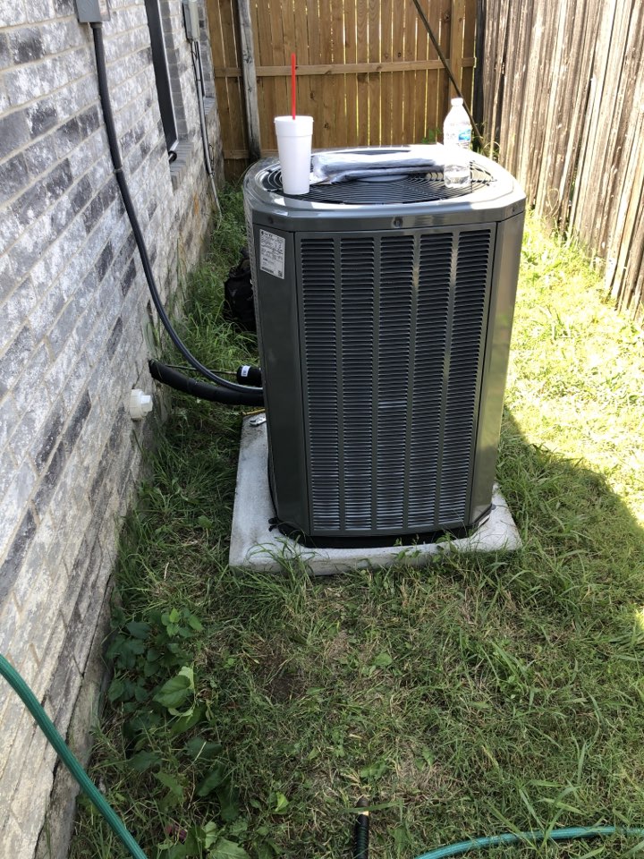 Installing a new ac Trane system for a customer in Lancaster Tx 