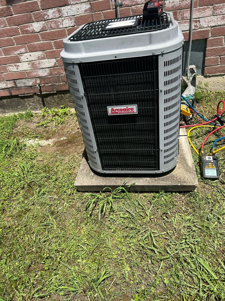 AC service on Arco air system in Cedar Hill, Texas