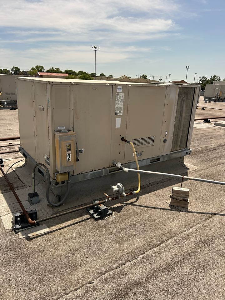 Service call in Arlington Tx