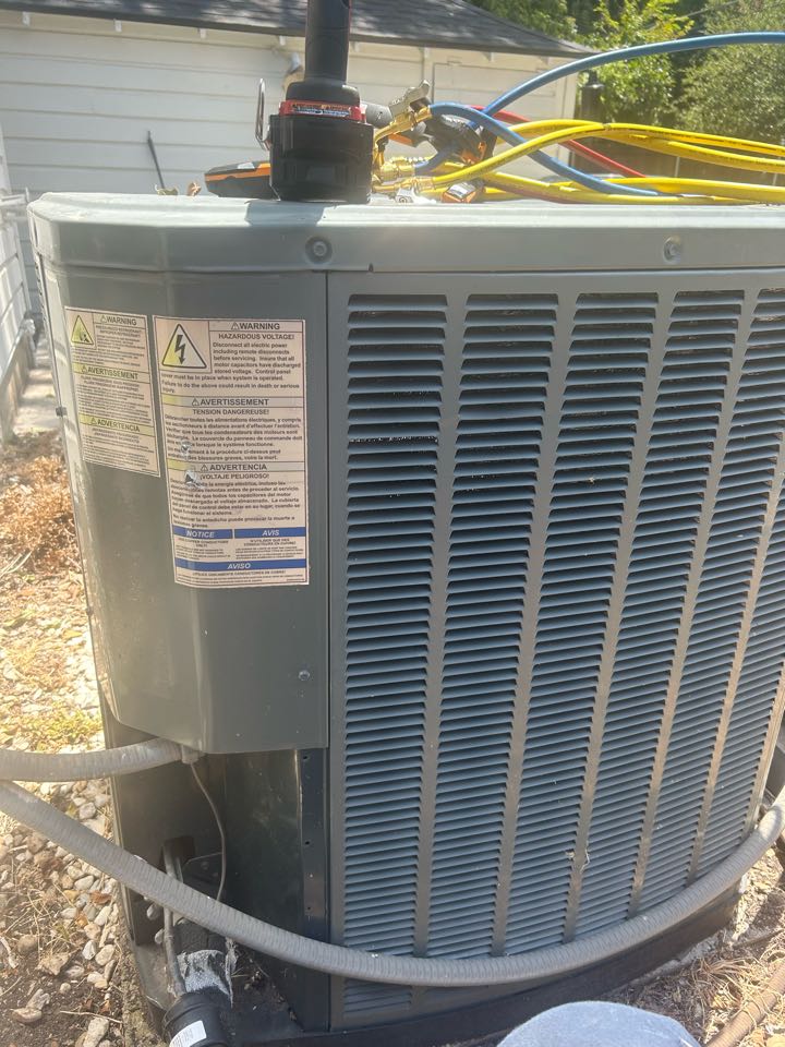 Hey Service on Trane system in Dallas, Texas
