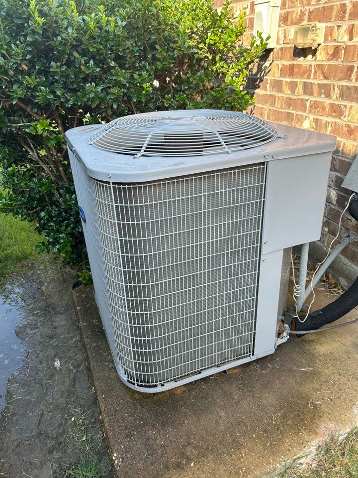 Service call in Little Elm Tx