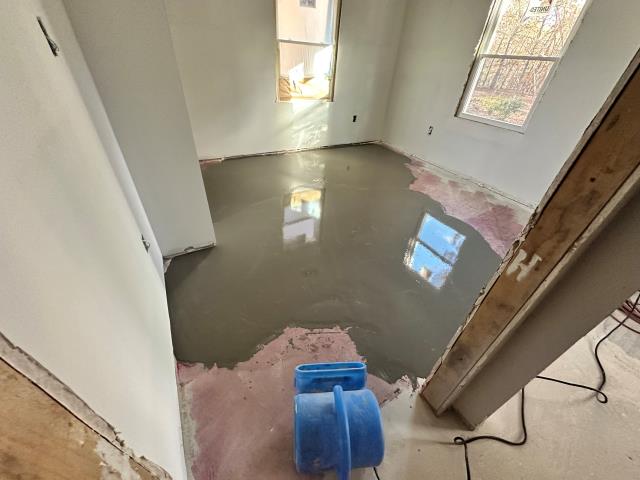 
We completed the floor prep at this home in Roopville, GA this morning so we can install new luxury vinyl plank next week.