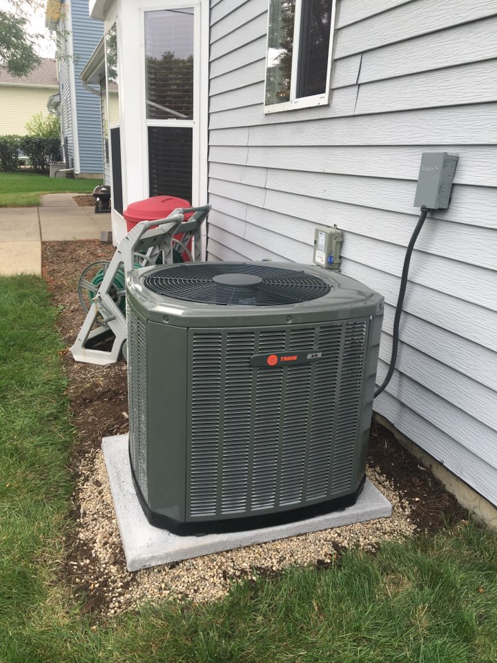 Install a Trane 2.5 ton 13 seer and coil 