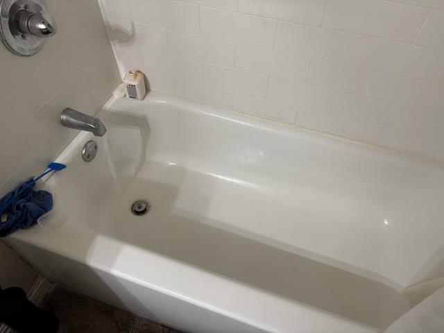 Call for a clogged bathtub drain. Ran quarter inch cable through tub waste and overflow back and forth to clear stoppage. 30 day warranty.